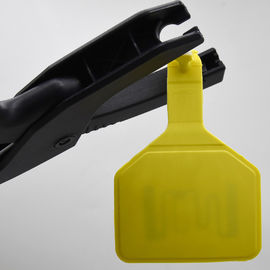 Livestock 113.*75mm Cattle Ear Tags Long Range TPU UHF RFID 860-960Mhz