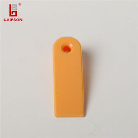 3g Orange UHF Ear Tag Customized Chip 860-960 MHZ For Ovine 48mm*17mm