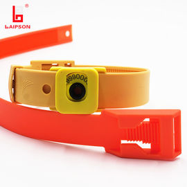TPU Long Size Rfid Cow Neck Collar , Cow Neck Belt Custom Imprinting 750mm*30mm